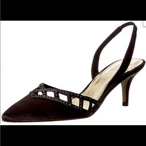 New Adrianna Papell Women’s Haven Pointed Toe SlingBack D-orsay Pumps